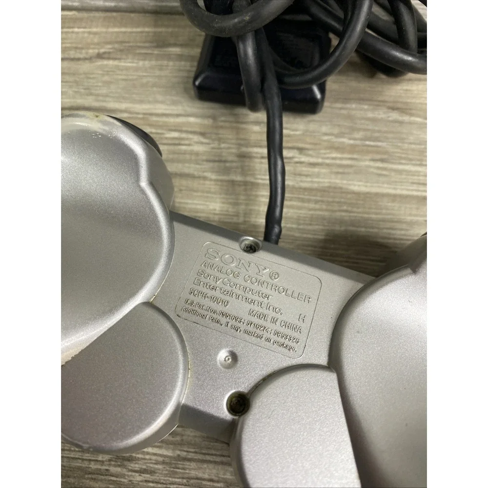 Satin Silver DualShock 2 for PlayStation 2 Tested